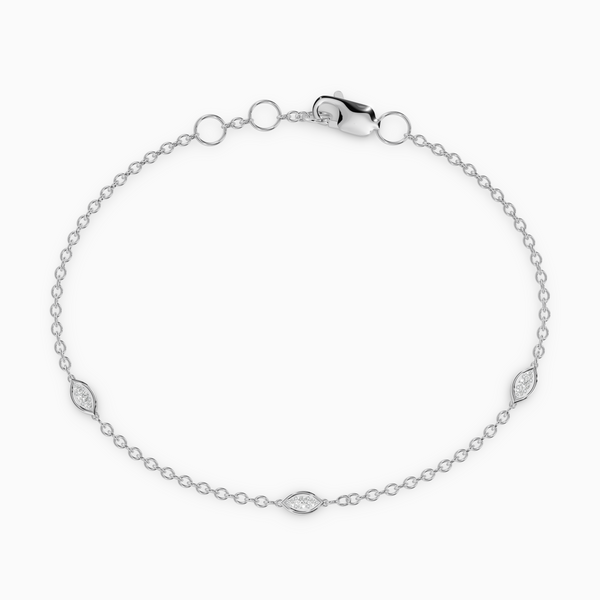 GUARDIAN Bracelet in white gold with diamond-set eye motif, fine chain design with traceable natural diamonds.